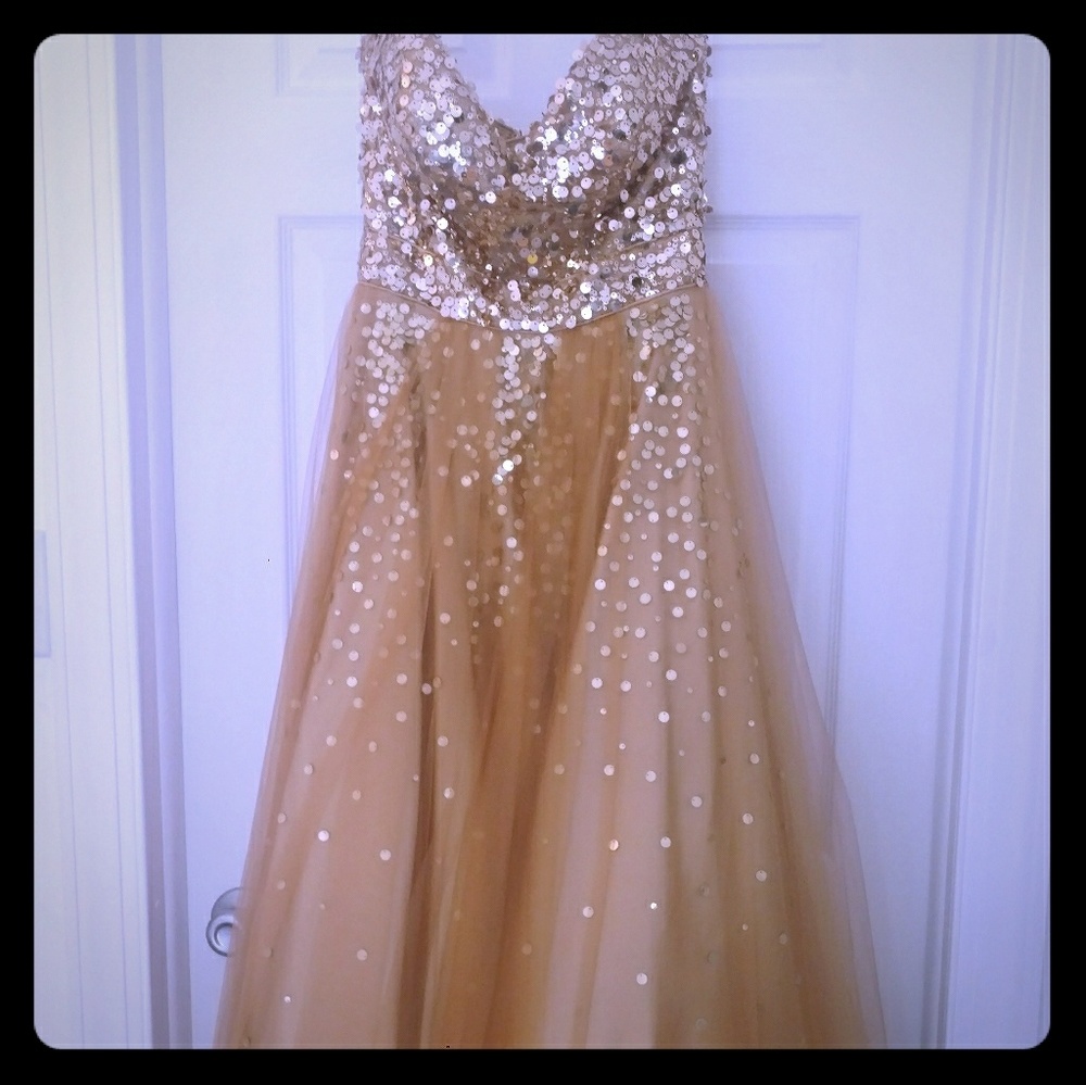 Prom dress